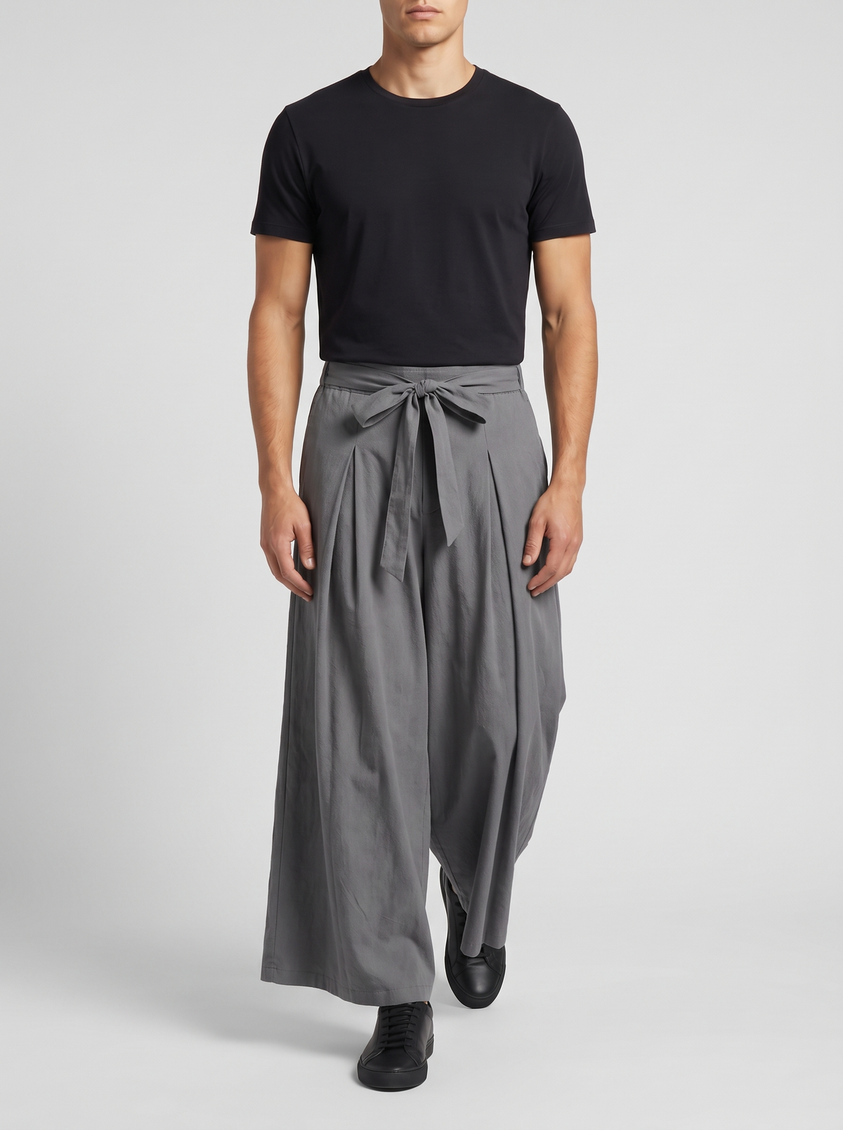 EARTH STANCE // DAICHI HAKAMA - GREY - on model