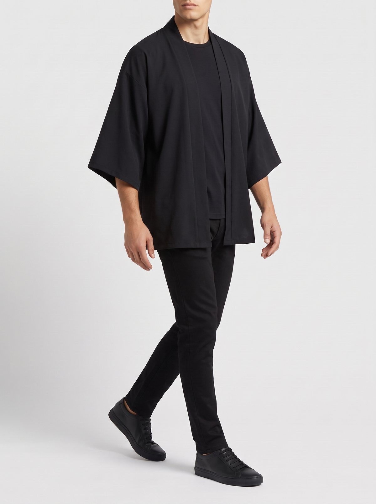 WARRIOR'S CLOAK // BUSHI HAORI - BLACK - on model