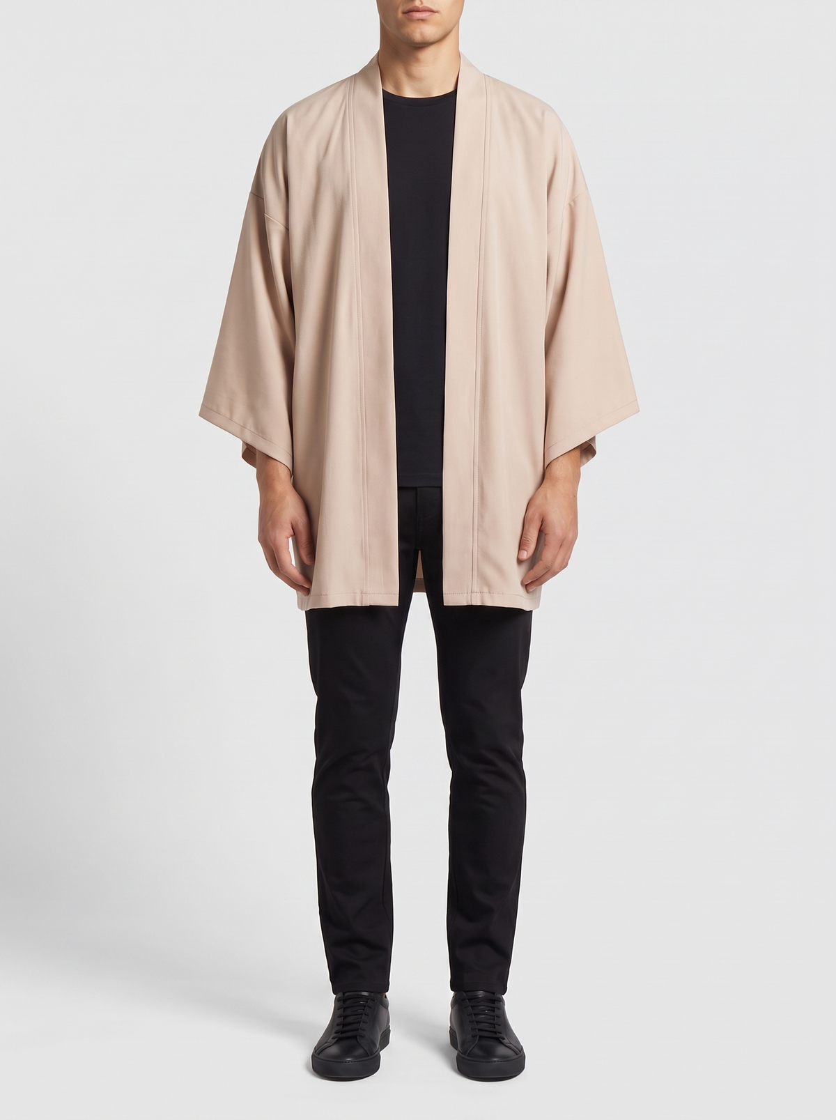 FLOWING CLOAK // NAGARE HAORI - KHAKI - on model