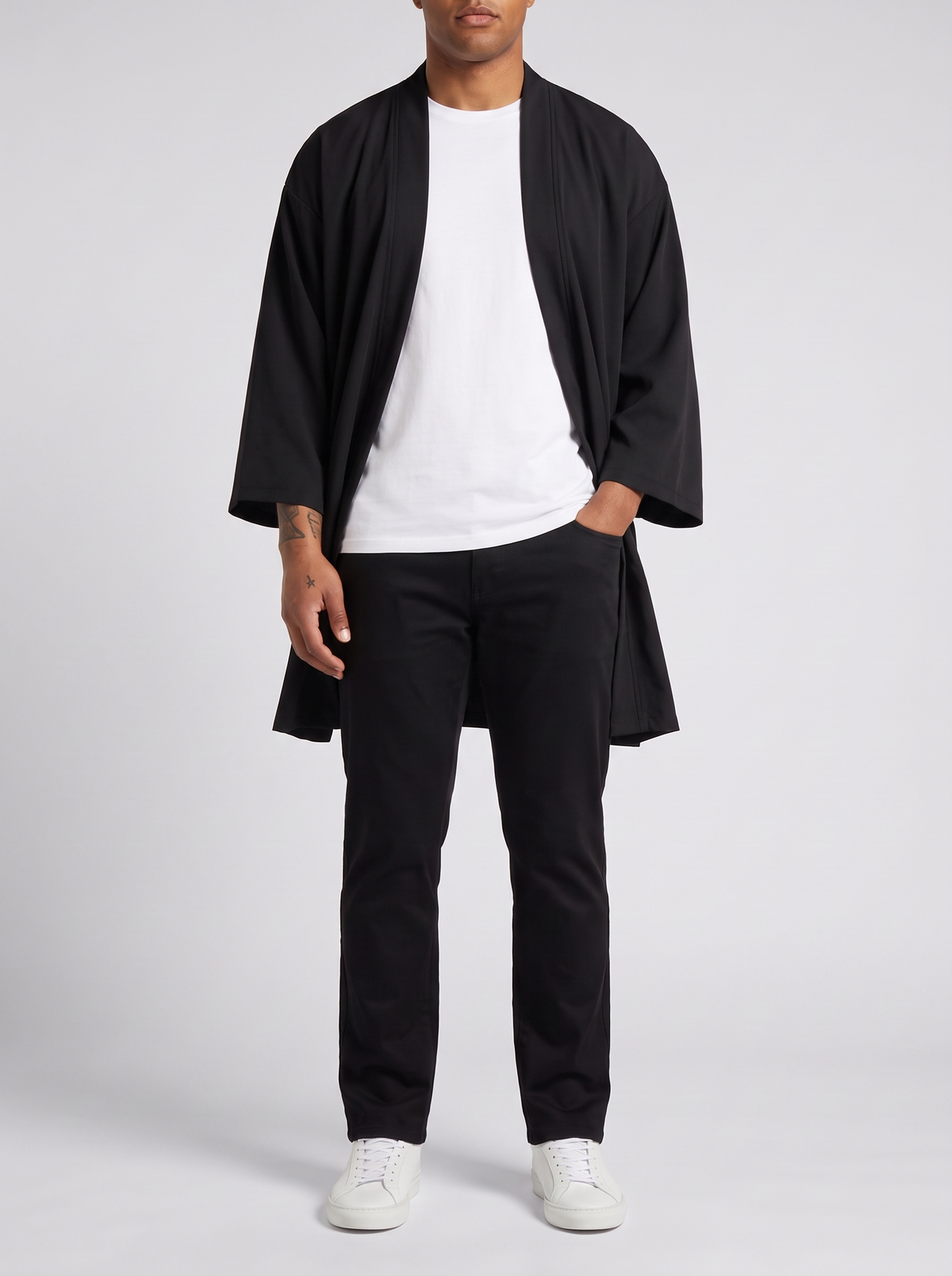 FLOWING CLOAK // NAGARE HAORI - BLACK - on model