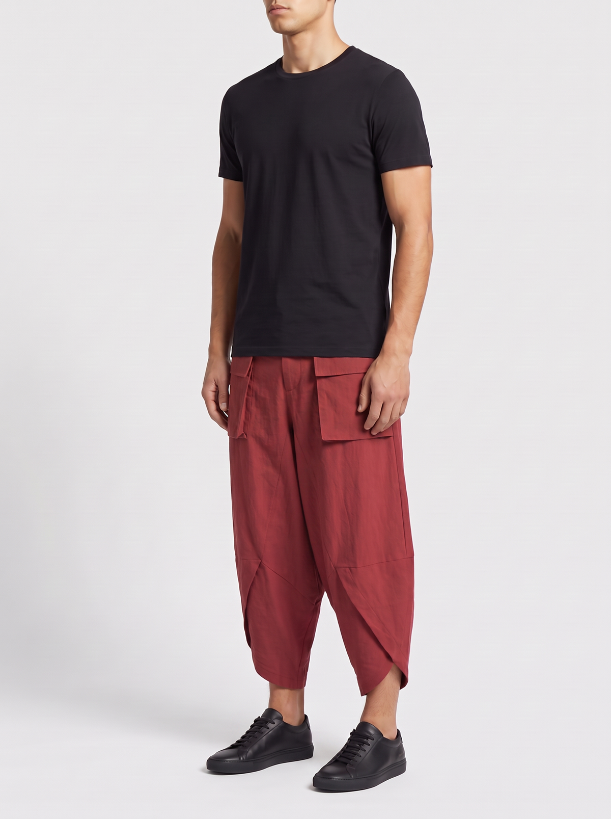 MASTERLESS // RŌNIN HAKAMA - RED - on model